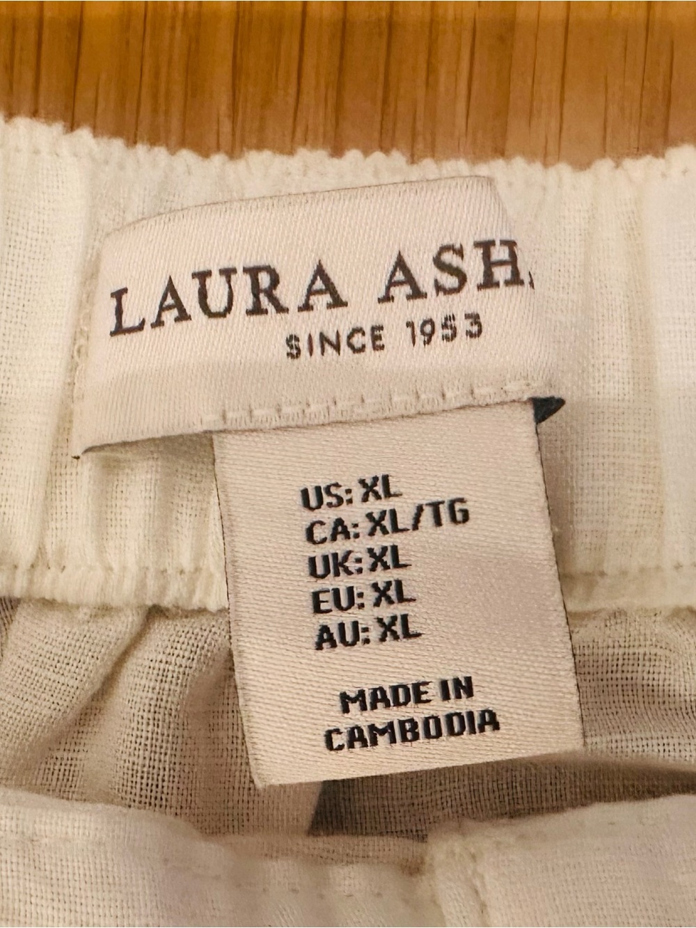 Laura Ashley Cream Button-Front Tiered Midi Skirt Size XL - Picture 5 of 5